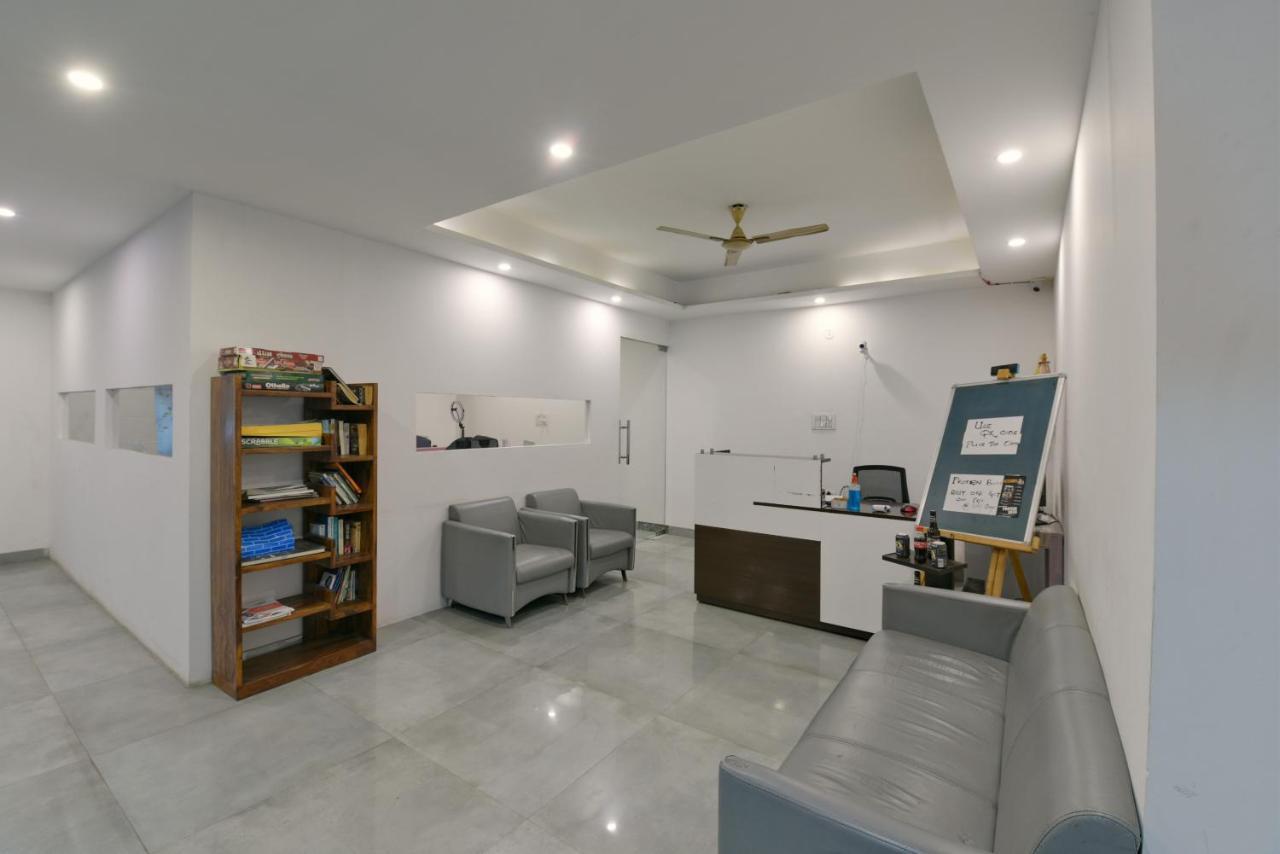 Hotel Fortune Inn By F9 Hotels Noida Eksteriør billede