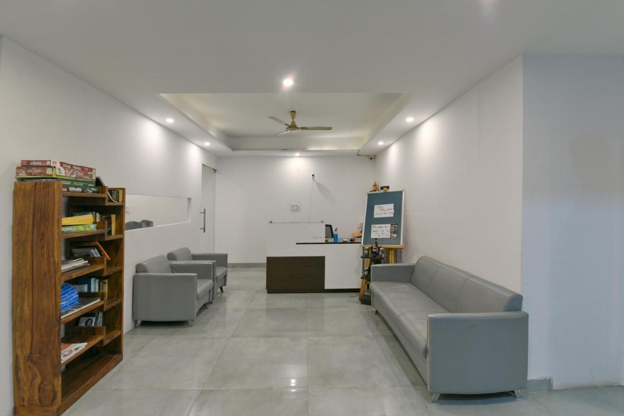 Hotel Fortune Inn By F9 Hotels Noida Eksteriør billede